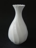 Hübsche kleine Vase von Wedgwood