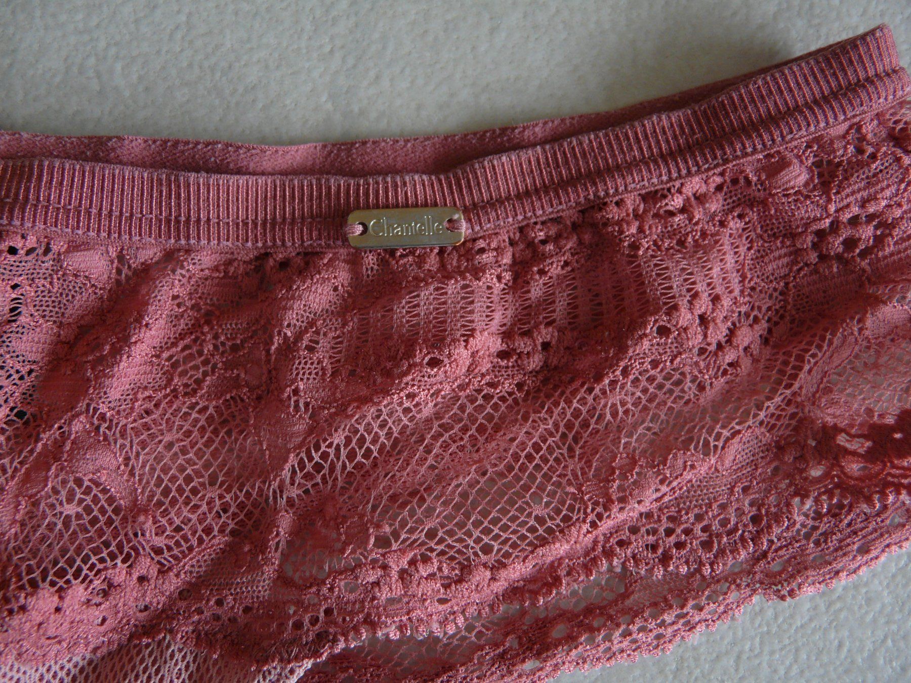 Chantelle Sonstige Unterwäsche: String Chantelle 40 – Neu (gemäss Beschreibung) aus ERLINSBACH von doudouce 1