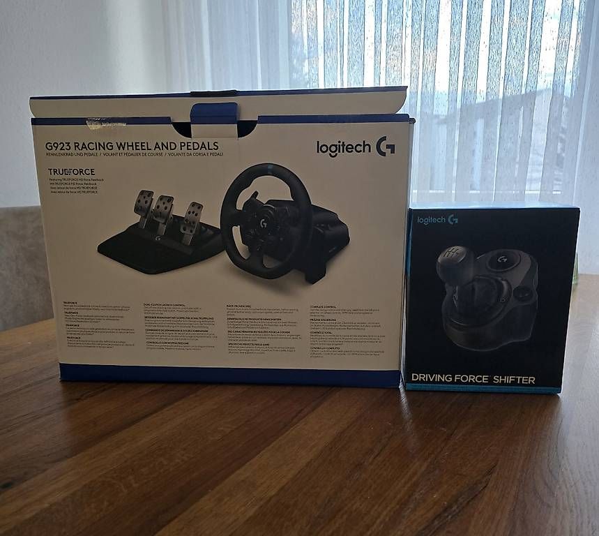 Altri accessori per ciclismo: Logitech G923 Lenkrad+Shifter – Usato da Effretikon venduto da e_xh