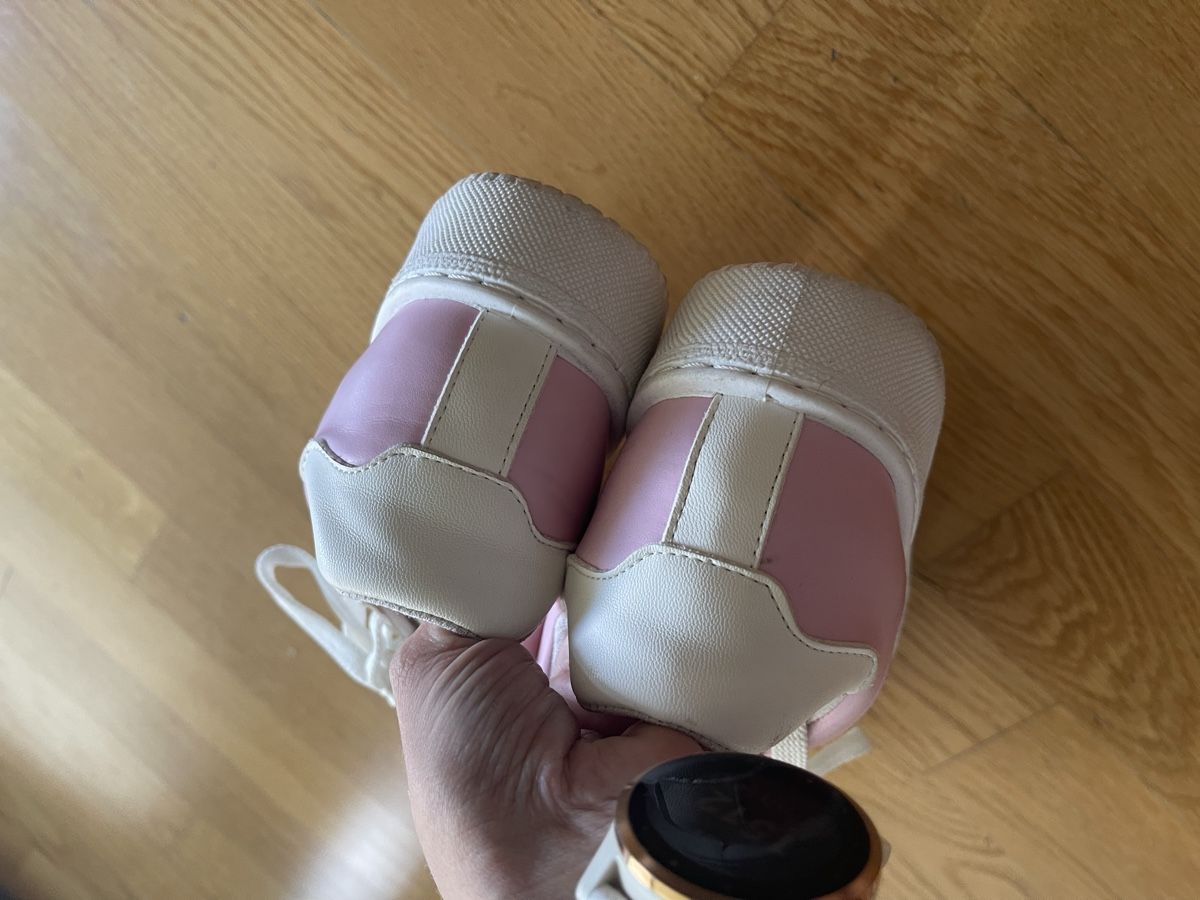 Scarpe da donna: PrimaDonna Sneaker rosa/weiss Gr. 37 – Usato da Rüschlikon venduto da Lajniii 2