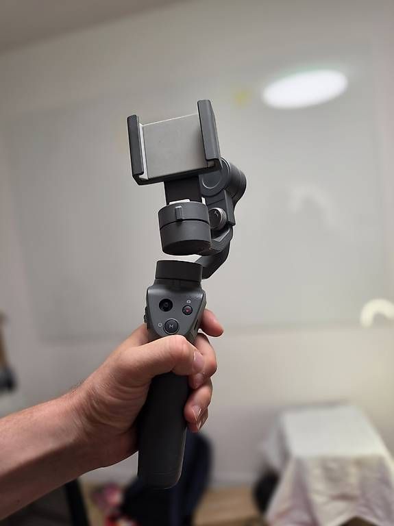 Stative & Köpfe: DJI Osmo Mobile 2 Smartphone Gimbal – Gebraucht aus Zuzwil SG von mdeti