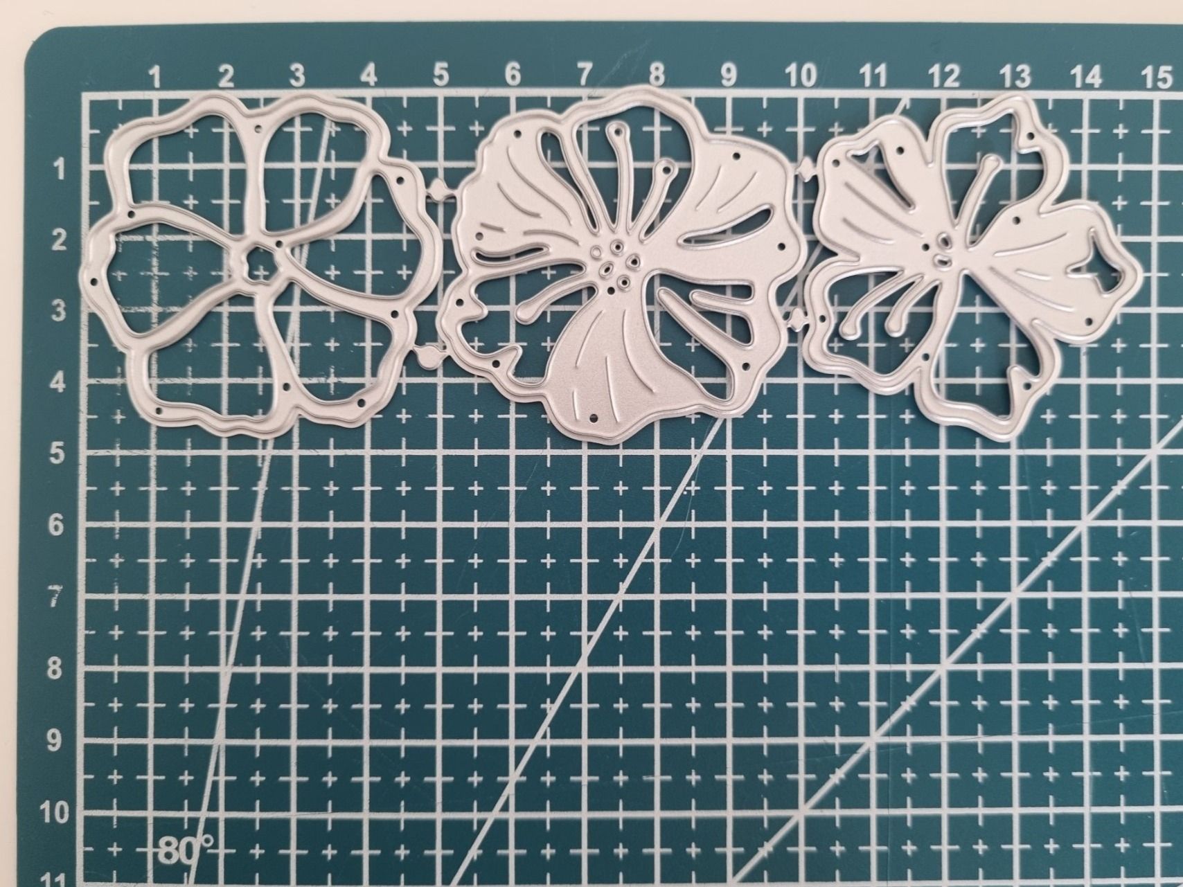 Sciablone: Stanzschablone Nr.177, Blumen 3er Set (Sizzix geeignet) – Nuovo e nell'imballaggio originale da Gretzenbach venduto da Fliegepilz56 1