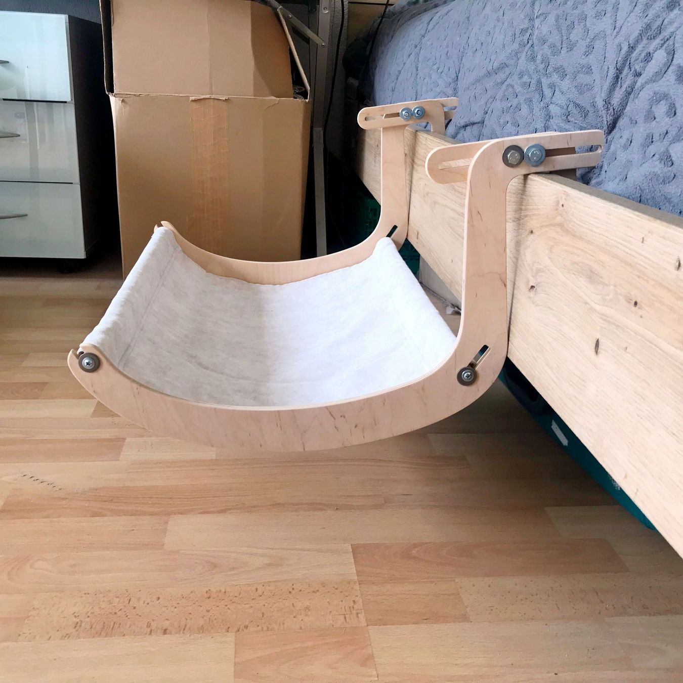 Cucce & Letti: Katzenhängematten. Ein Katzengeschenk. Handgefertigt – Nuovo e nell'imballaggio originale da Bern venduto da Viccot 1