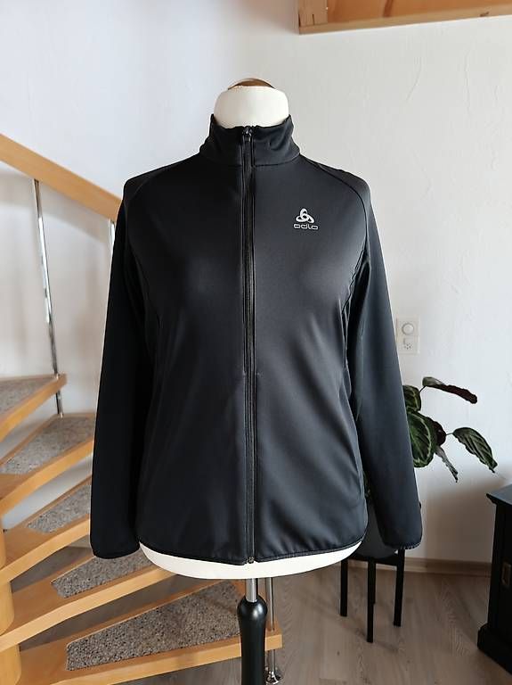 Giacche: ODLO Jacke ESSENTIAL LIGHT Damen XL 44 Windproof  – Usato da Einsiedeln venduto da nat_5tfl 4