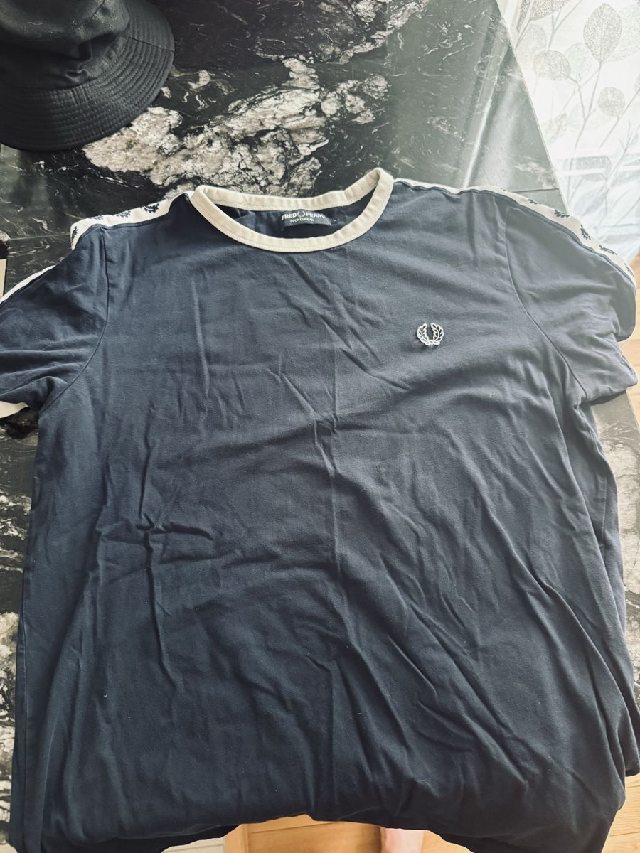 Fred Perry T-Shirts: Fred Perry shirt – Gebraucht aus Zürich von Daltooooon