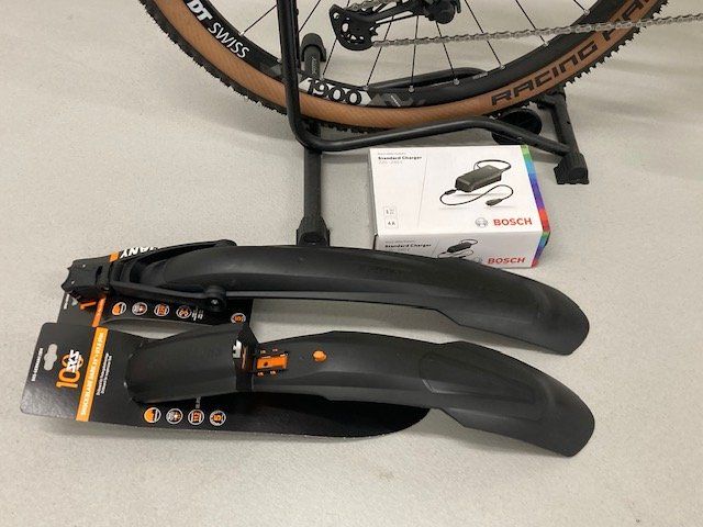 Bergstrom Biciclette: Bergstrom XCV 869 E-Mountainbike Fully – Nuovo (secondo la descrizione) da St. Gallen venduto da Tobber 9