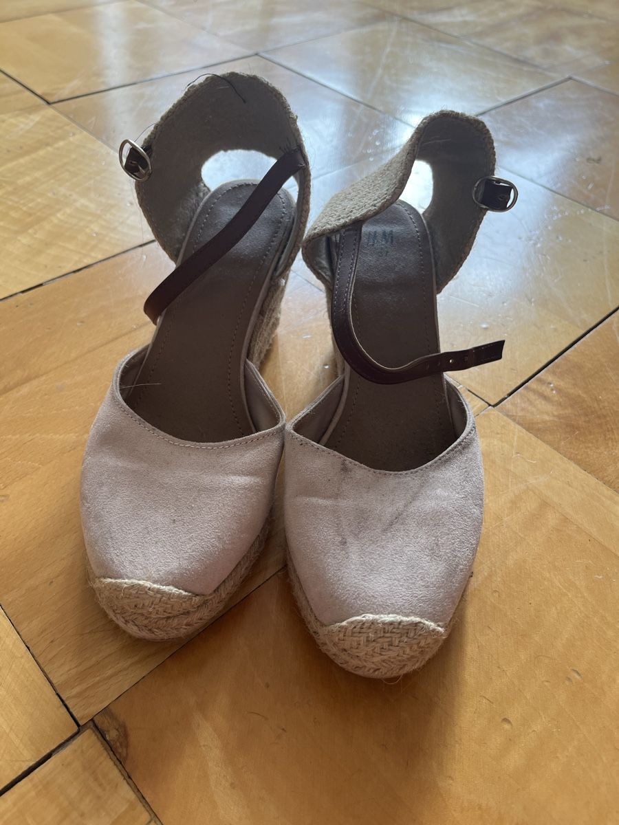 Chaussures femmes: Keilabsatz espadrilles – D'occasion à Zürich par Shopmystyle