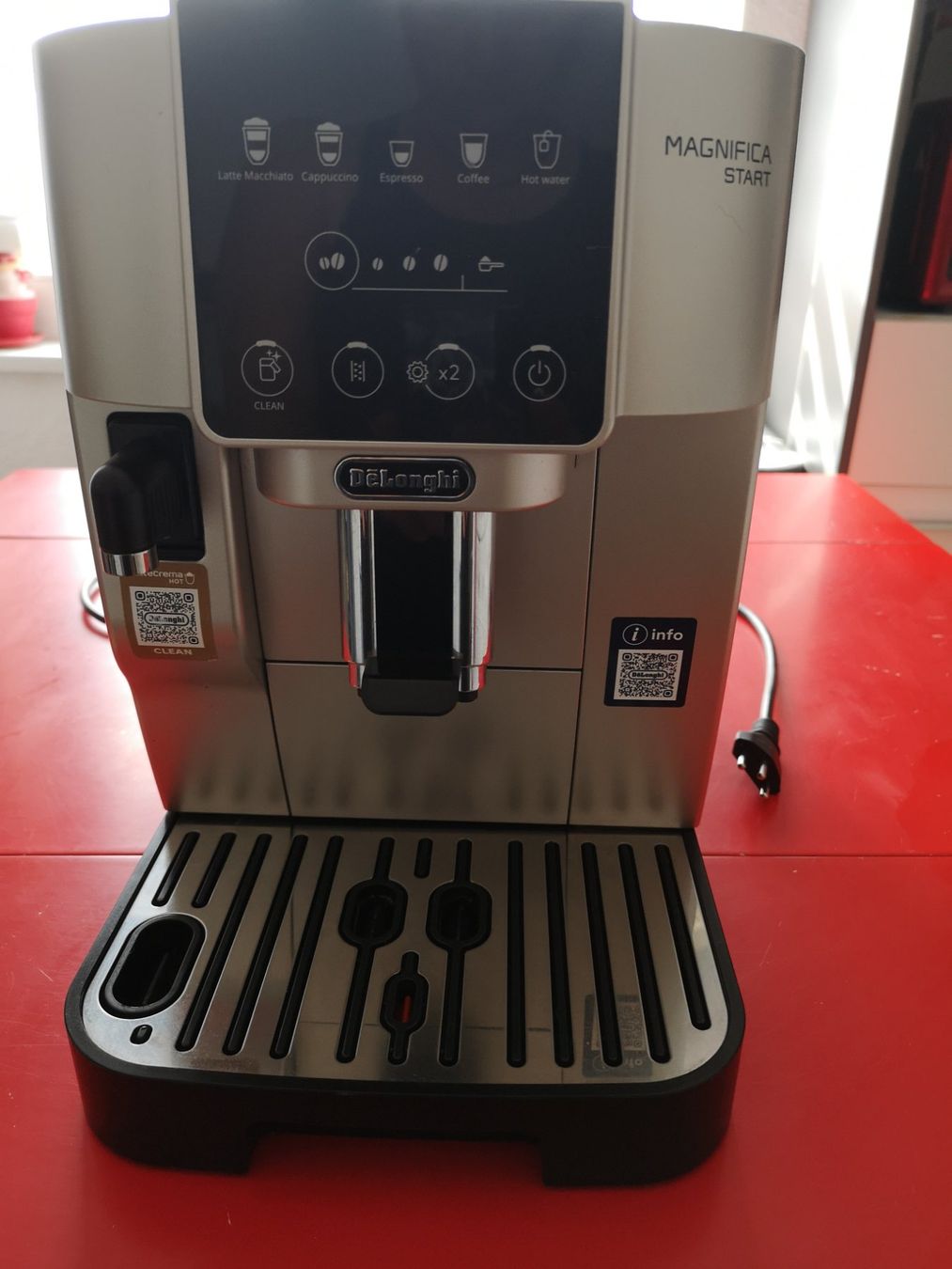 De'Longhi Macchine per caffè & Macchine per espresso: Machine à café delonghi – Usato da Moutier venduto da sacree 2