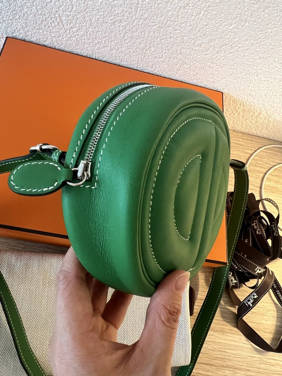 Hermès Borse da donna: Hermès In-The-Loop Belt Bag – Nuovo (secondo la descrizione) da Mont-sur-Lausanne venduto da summerblue 6