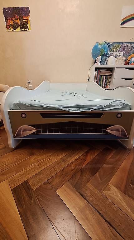 Letti: Letto bambino a forma di macchina – Usato da Lugano venduto da val_g6yf 3