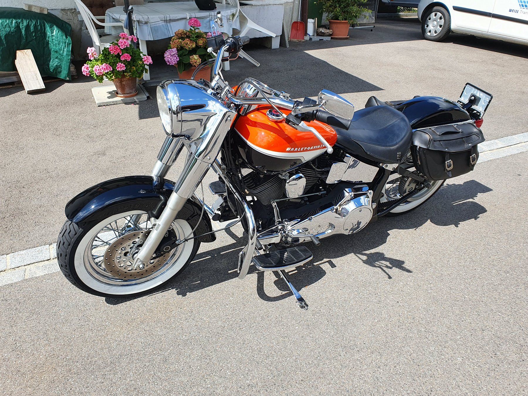 Harley-Davidson Chopper: Harley Davidson mit dem Evolution-Motor. – Usato da Reinach AG venduto da Yig 1