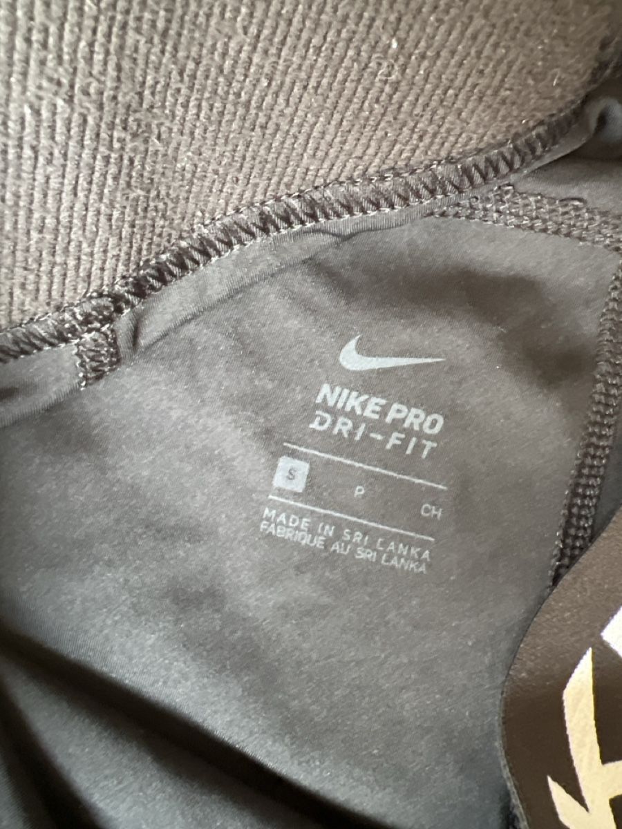 Nike Leggings: Tights Nike pro – Neu (gemäss Beschreibung) aus Stettlen von ich_biete_mit_3006 1