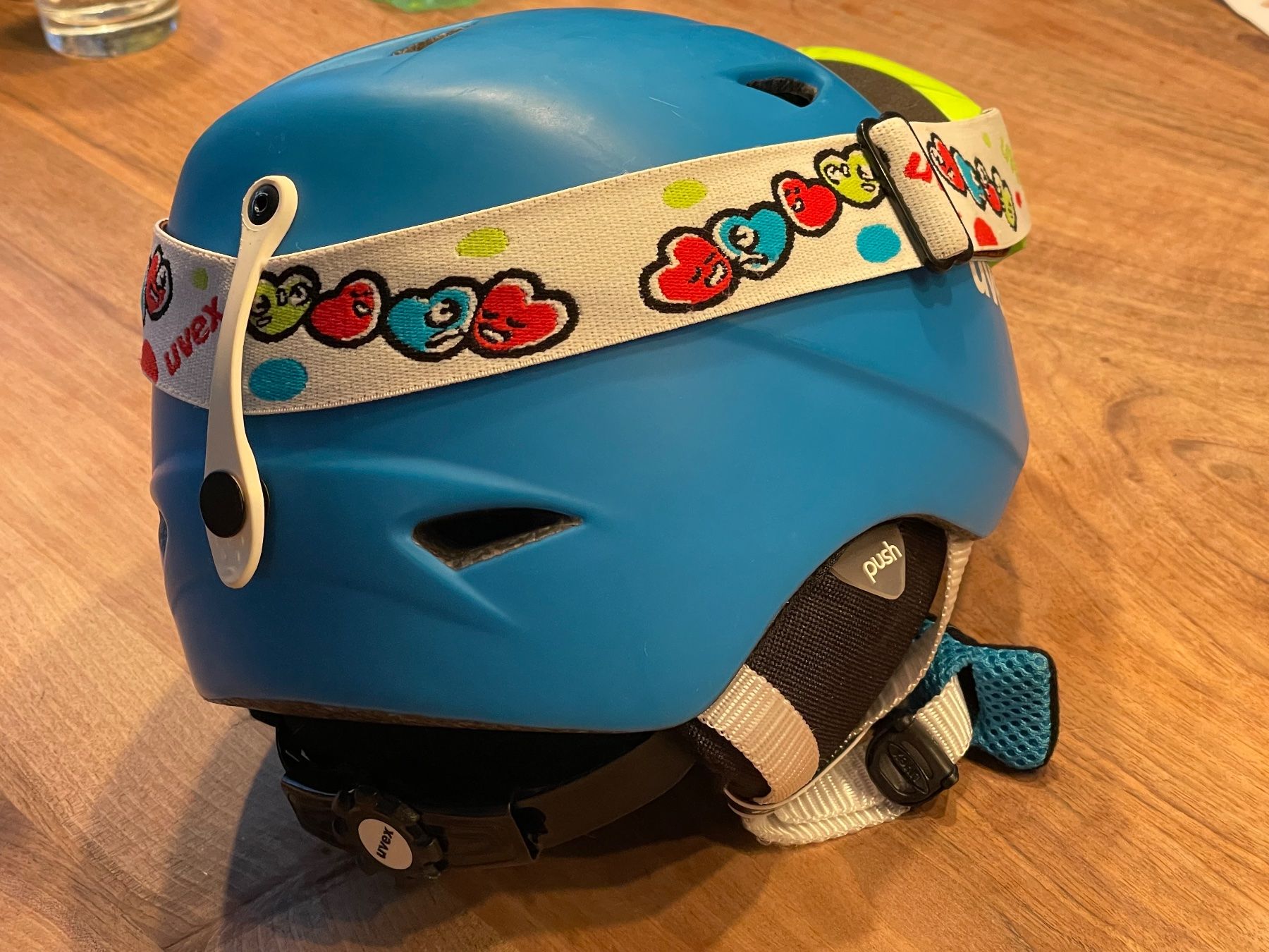 Uvex Caschi: Skihelm Uvex Gr.52-54 – Usato da Wattenwil venduto da Sulamith82 1