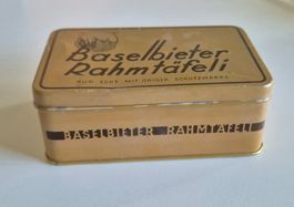 Blechdose antik, Baselbieter Rahmtäfeli