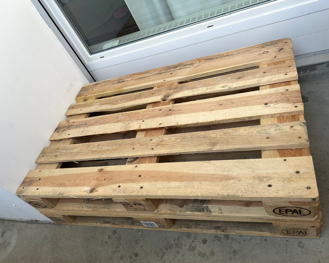 Pallets: 2x Euro Palletten gebraucht – Usato da Bern venduto da viktoria_balzer 3