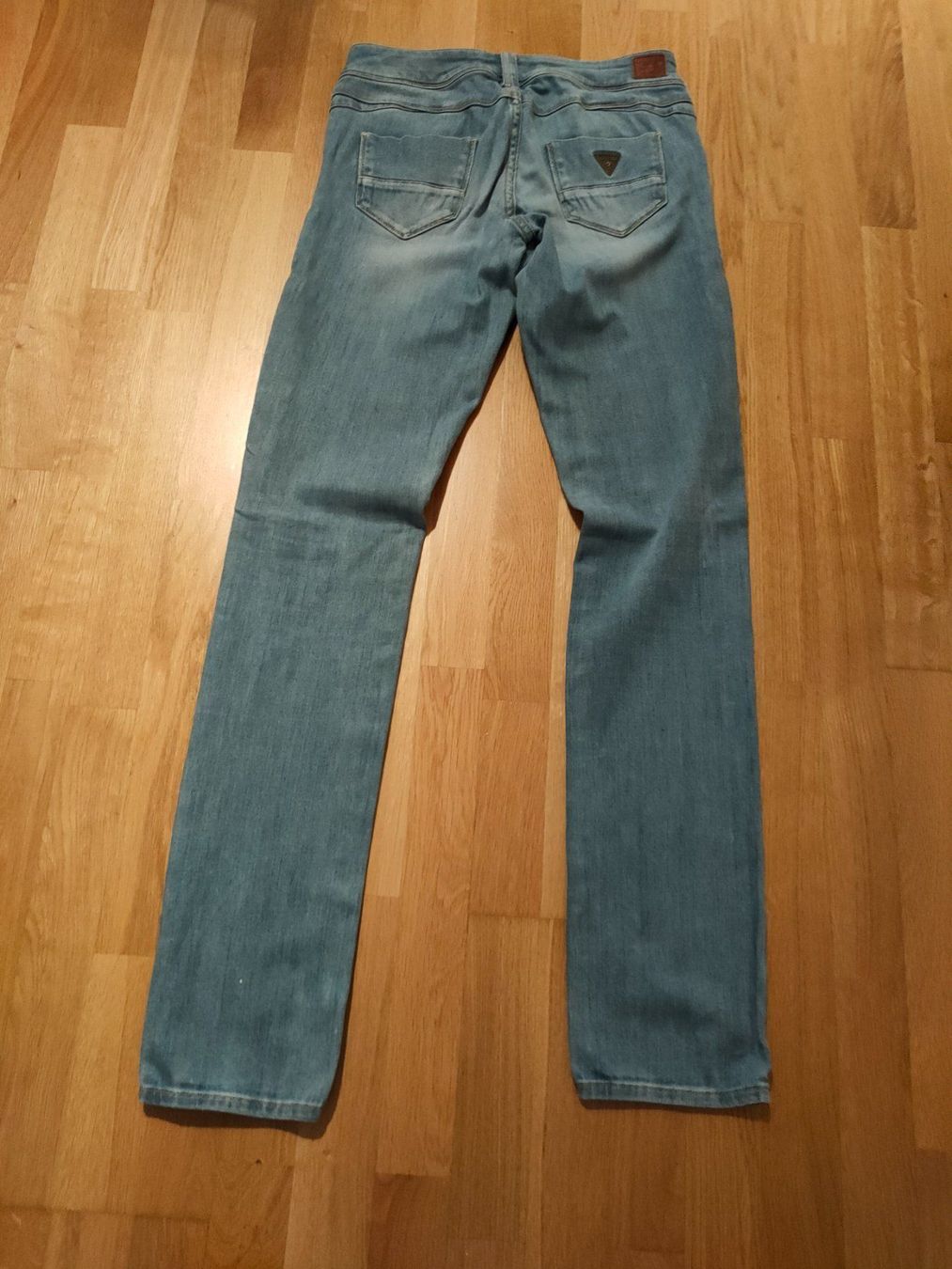 Guess Jeans: Jeans von Guess – Usato da Regensdorf venduto da Donaldduck0907 1