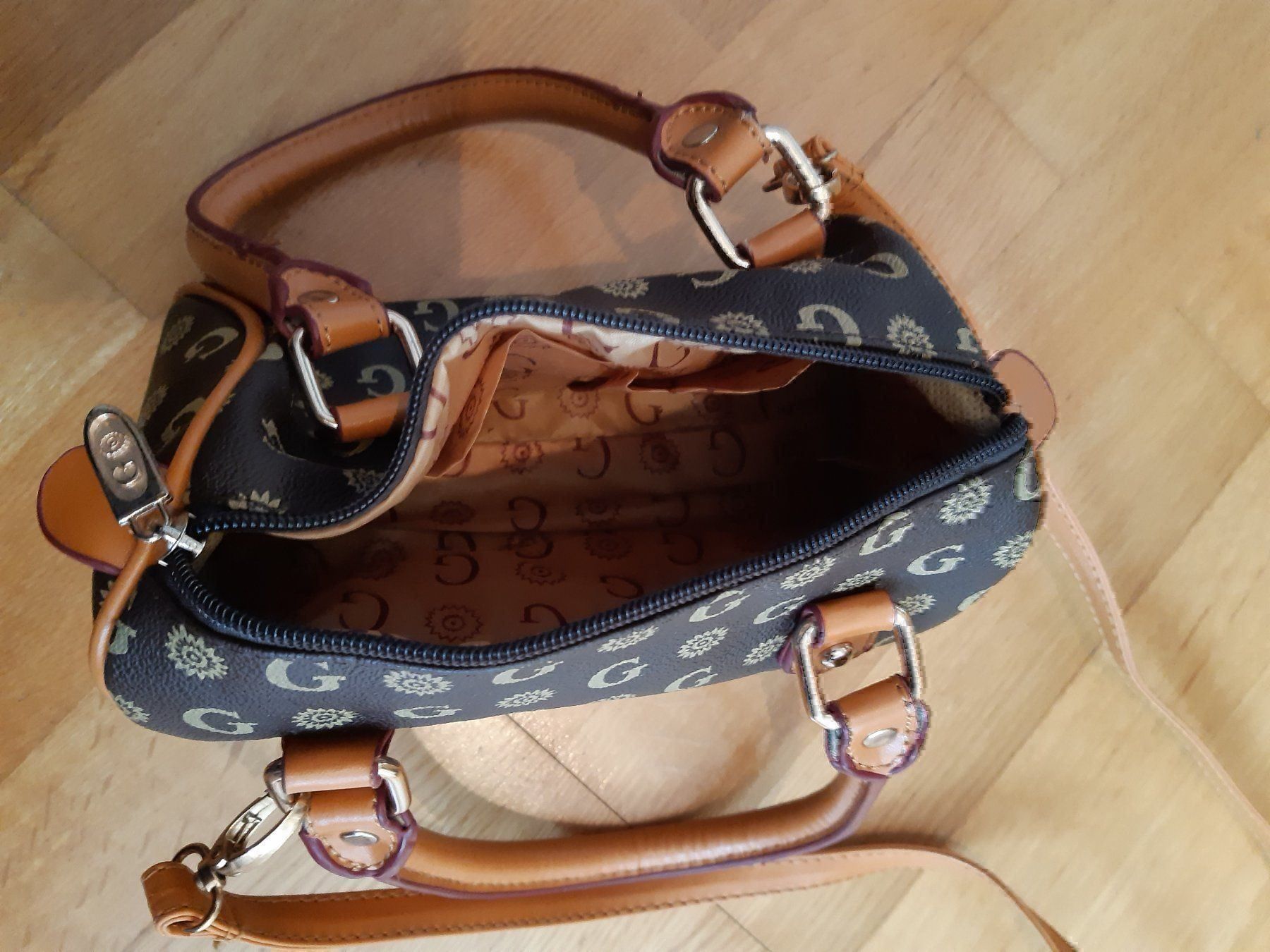 Borse da donna: Tasche  ist Neu – Nuovo (secondo la descrizione) da Landquart venduto da Snug01 2