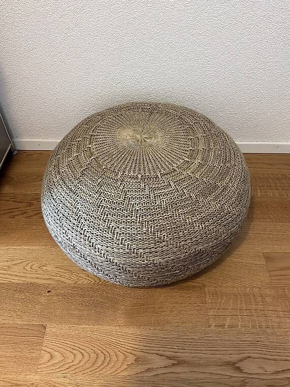 Ikea Hocker: IKEA SANDARED Pouf – Gebraucht aus Untersiggenthal von flexodietrich