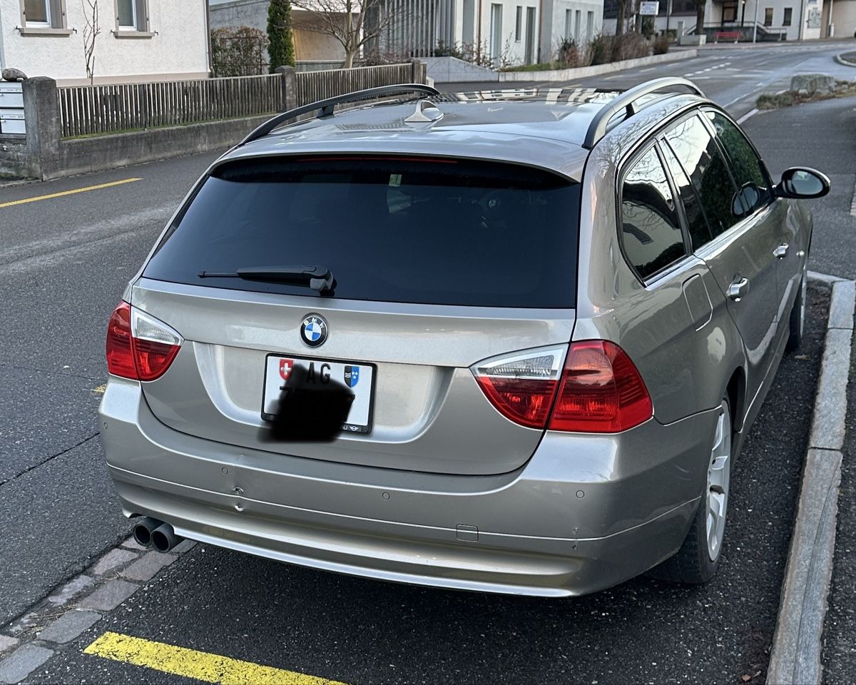 BMW Automobili: BMW 325d Touring 2009 ab Service 2026 – Usato da Staufen venduto da Noldi10 5