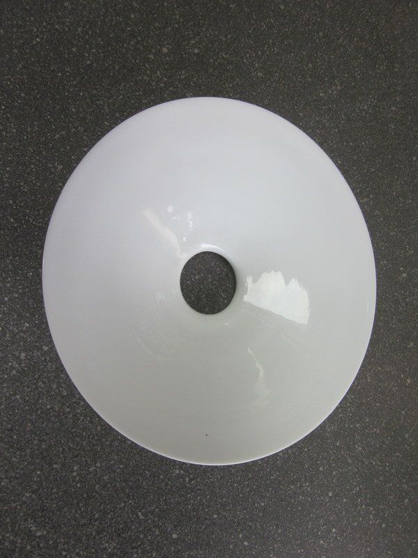Paralumi: Alter Schlichter Lampenschirm aus Glas weiss – Usato da Bischofszell venduto da raika 4