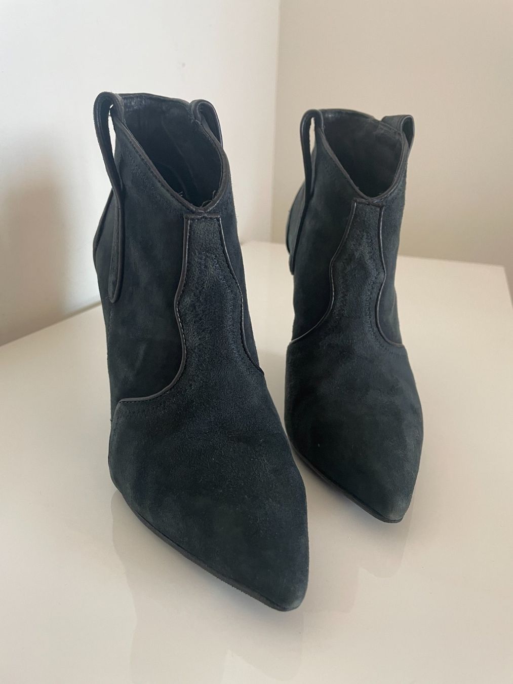 Ash Scarpe da donna: Ankle Boots Wedge Western  Suede Ash – Usato da Zürich venduto da nao_6f5t 3