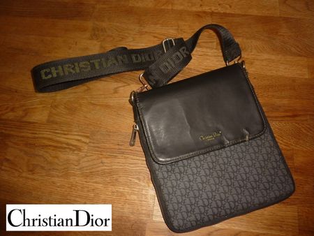 Original Christian Dior Handtasche für ihr Alter gut im Zust