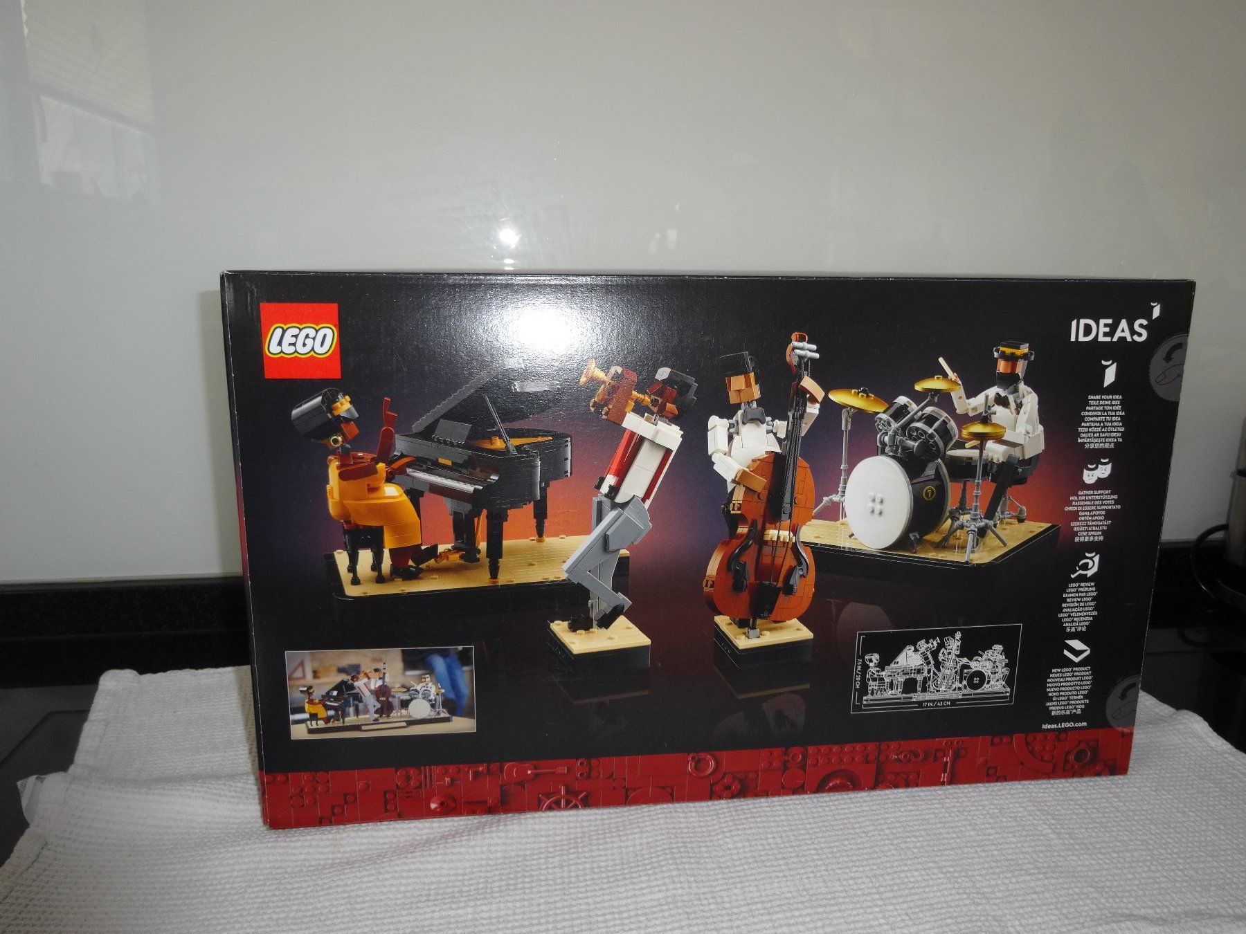 Lego Giocattoli: Lego Jazz Quartet Nr 21334 – Usato da Neerach venduto da jenny062 3