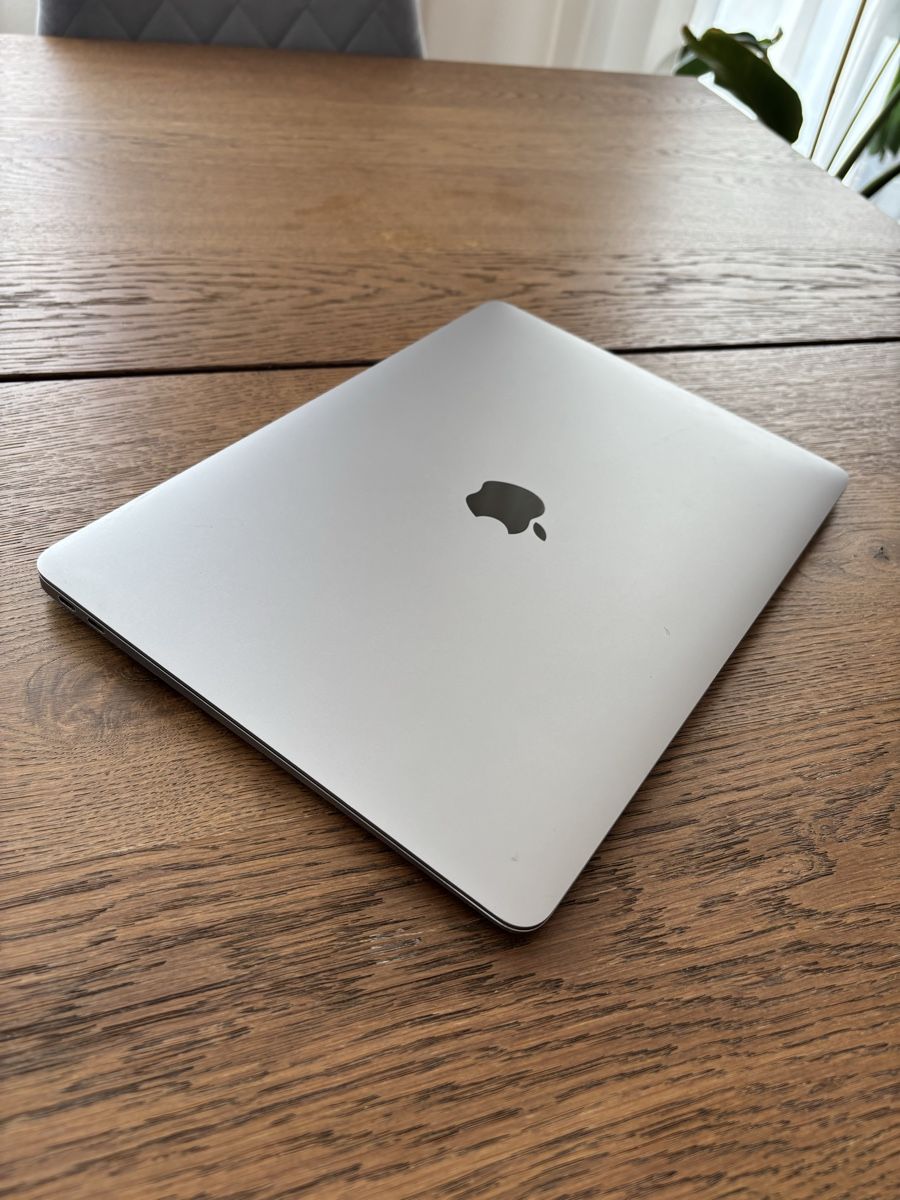 Apple Notebook: Apple MacBook Air Notebook silber gebrauchter Zustand – Usato da Aathal-Seegräben venduto da Gamed 6