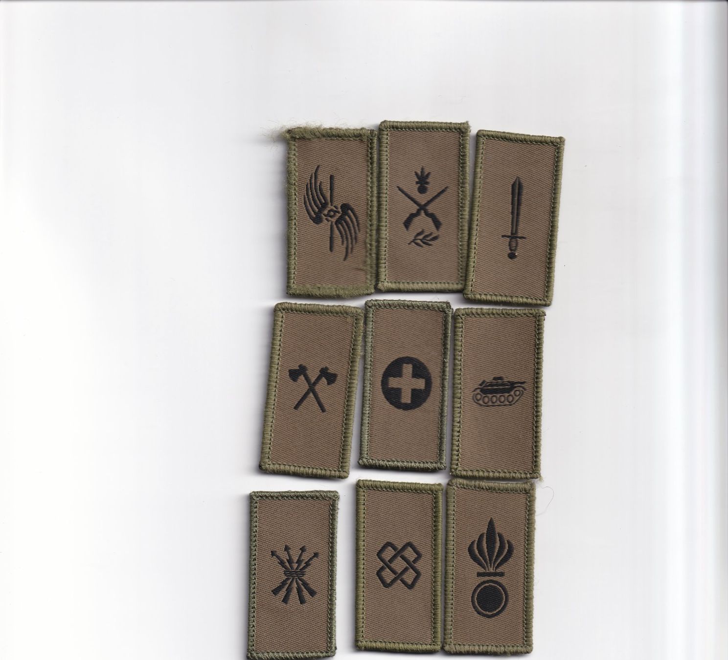 Schweizer Armee Placchette & Badge: 9 Truppengattungs Abzeichen – Nuovo (secondo la descrizione) da Felben-Wellhausen venduto da Badge95