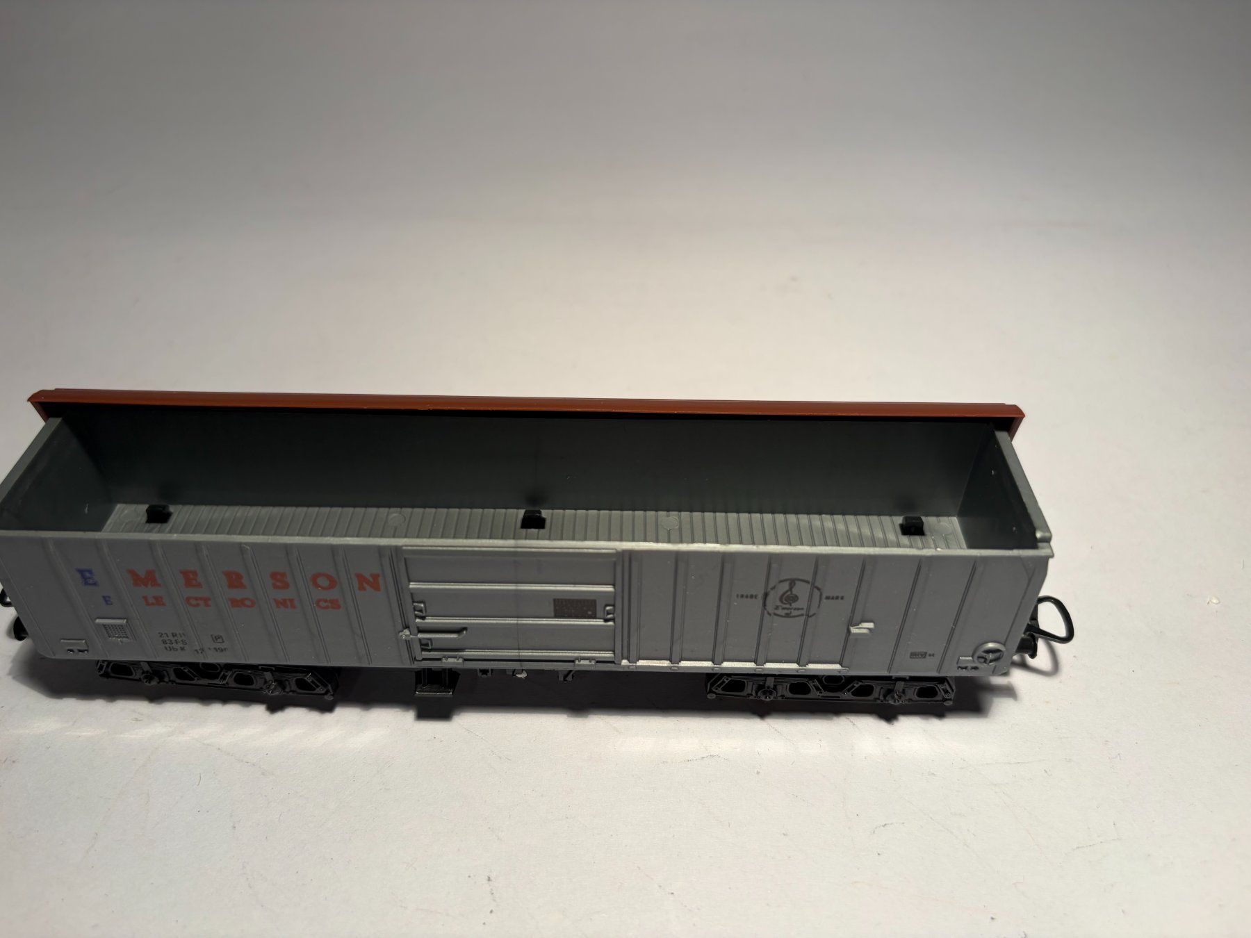 Lima Modellini di ferrovie: LIMA Doppelachiger Güterwagen E-MERSON, DC Achsen – Usato da Buchrain venduto da Modellbahn11 3