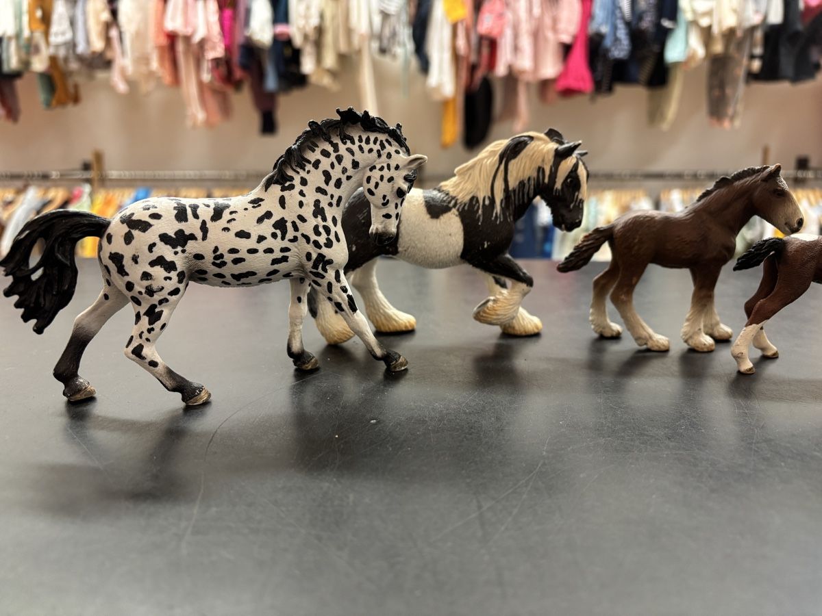 Schleich Figurines: Schleich Pferde Set – D'occasion à Büren an der Aare par Nikito2001 1