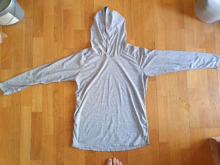 Kaputzenpulli grau grösse M 90% polyester 10% spandex