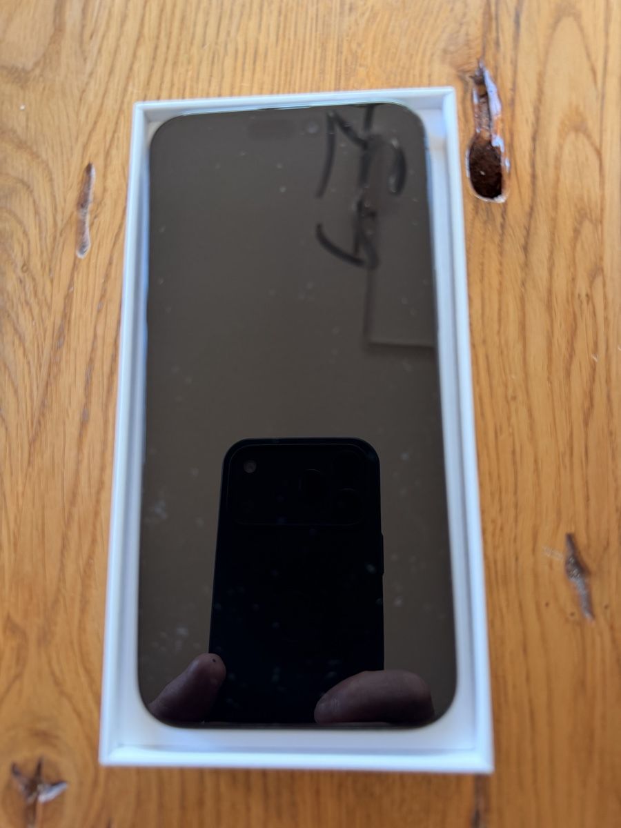 Apple Handys / Smartphones: Iphone 15 Pro Max Black Titanium 256GB – Gebraucht aus Steckborn von Routryder