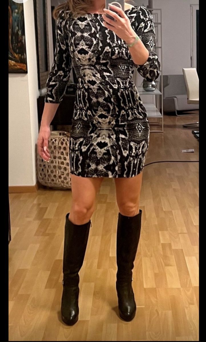 Guess Kleider: Guess Kleid – Neu (gemäss Beschreibung) aus Fisibach von hadilicious 1