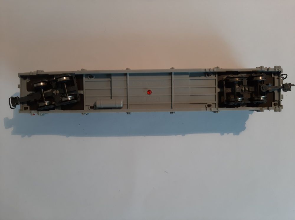Bemo Modelleisenbahnen: Bemo H0m 2280 115 RhB Sp-w 8285 Rungenwagen mit Holzladung – Gebraucht aus Thun von Schwarzsee48 4