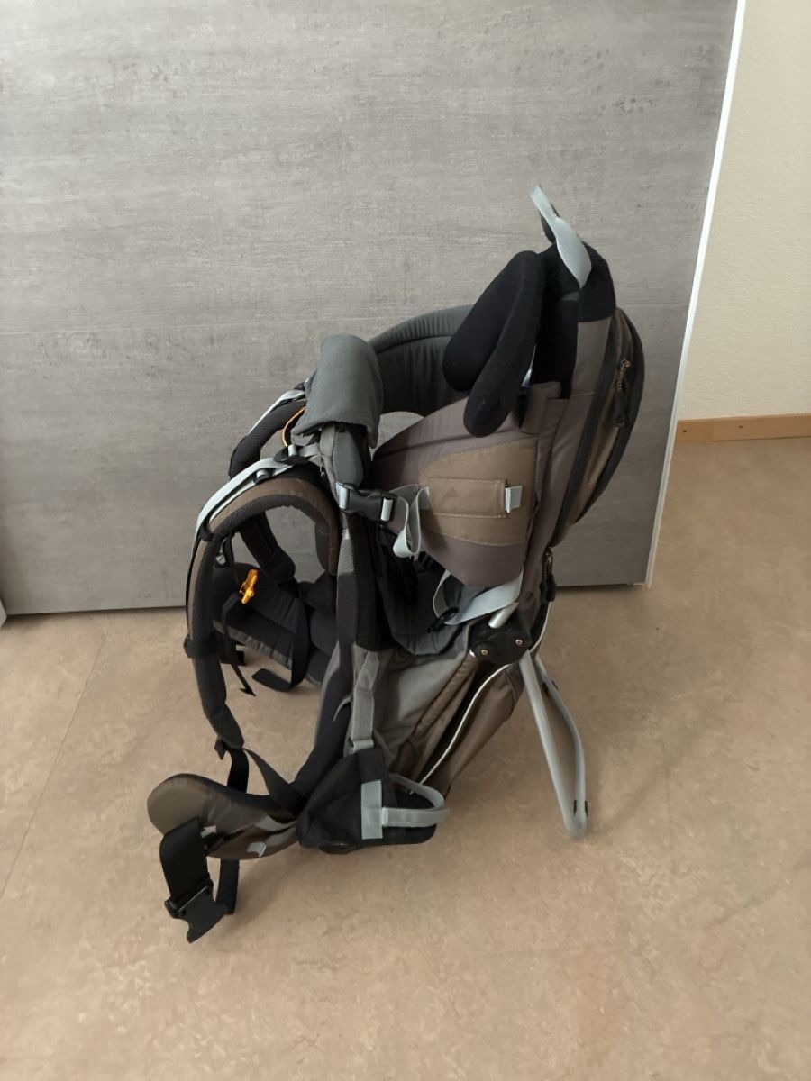 Jack Wolfskin Rucksäcke: Kindertragewanderrucksack - Jack Wolfskin – Gebraucht aus Däniken SO von oliboli04 2