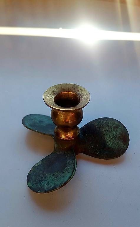 Portacandele: Vintage Kerzenhalter Schiffspropeller Messing – Usato da Gwatt (Thun) venduto da ARC_TERYX 1