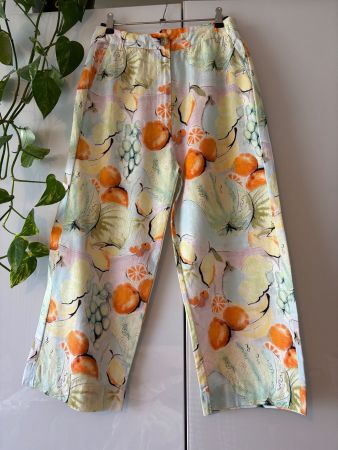 EDITED Hose mit sommerlichem Print und Leinenanteil Gr. 36