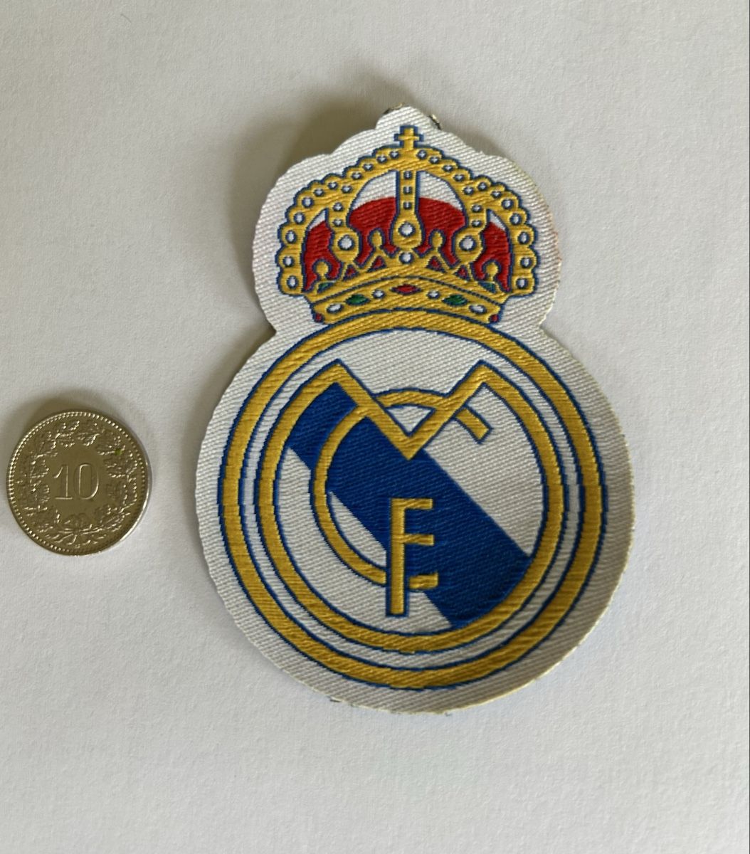 Toppe: Real Madrid Fussball Aufnäher Patch Badge – Nuovo (secondo la descrizione) da Münsingen venduto da dan_tw5r