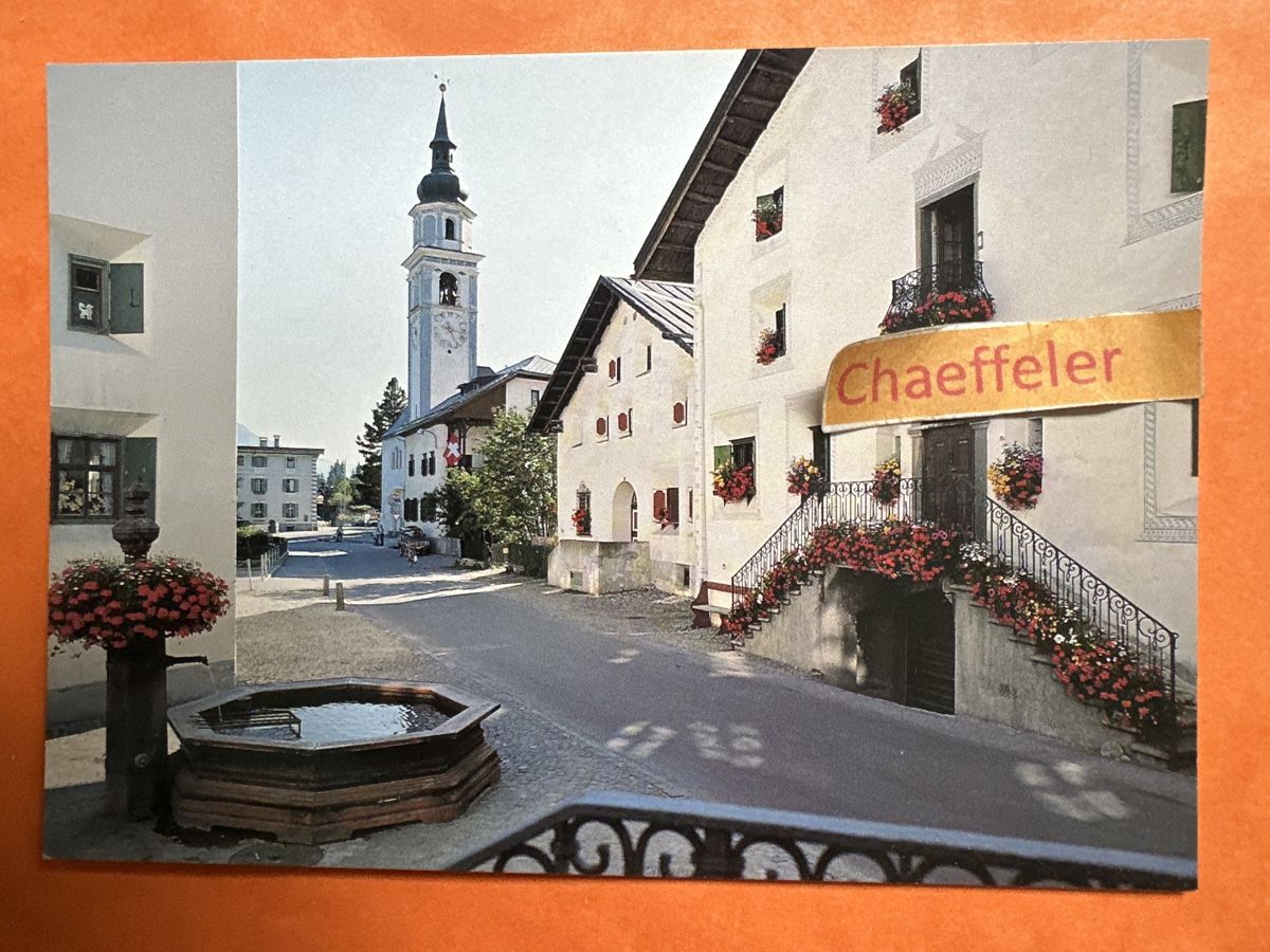 Cartoline postali: Bever, Oberengadin. Dorfpartie – Usato da Zürich venduto da Chaeffeler