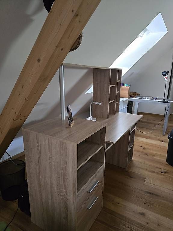 Schreibtische: Bürotisch/ Schreibtisch – Gebraucht aus Buchs LU von san_df8f