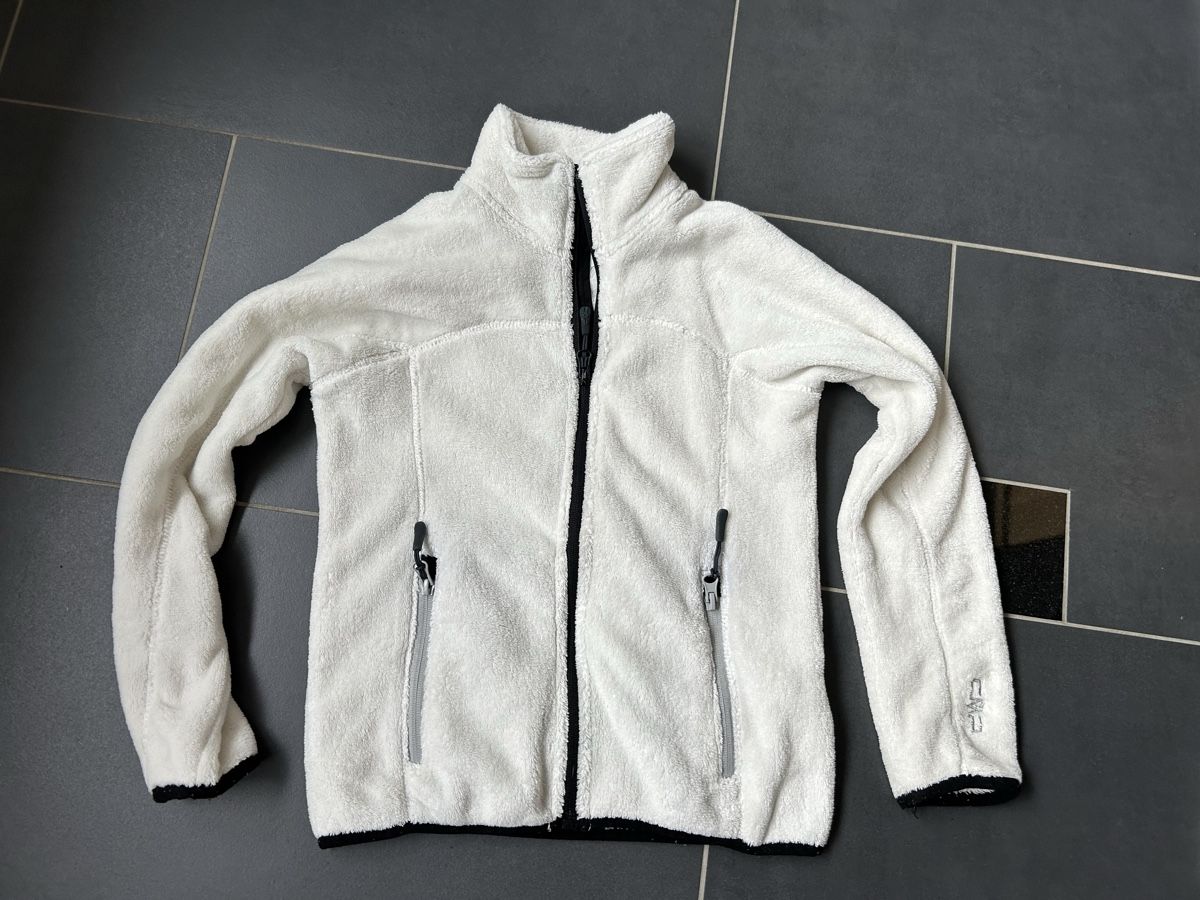 CMP Giacche & Cappotti: Kuschelige warme Jacke von CMP gr. 140 – Usato da Illighausen venduto da Schneckli01