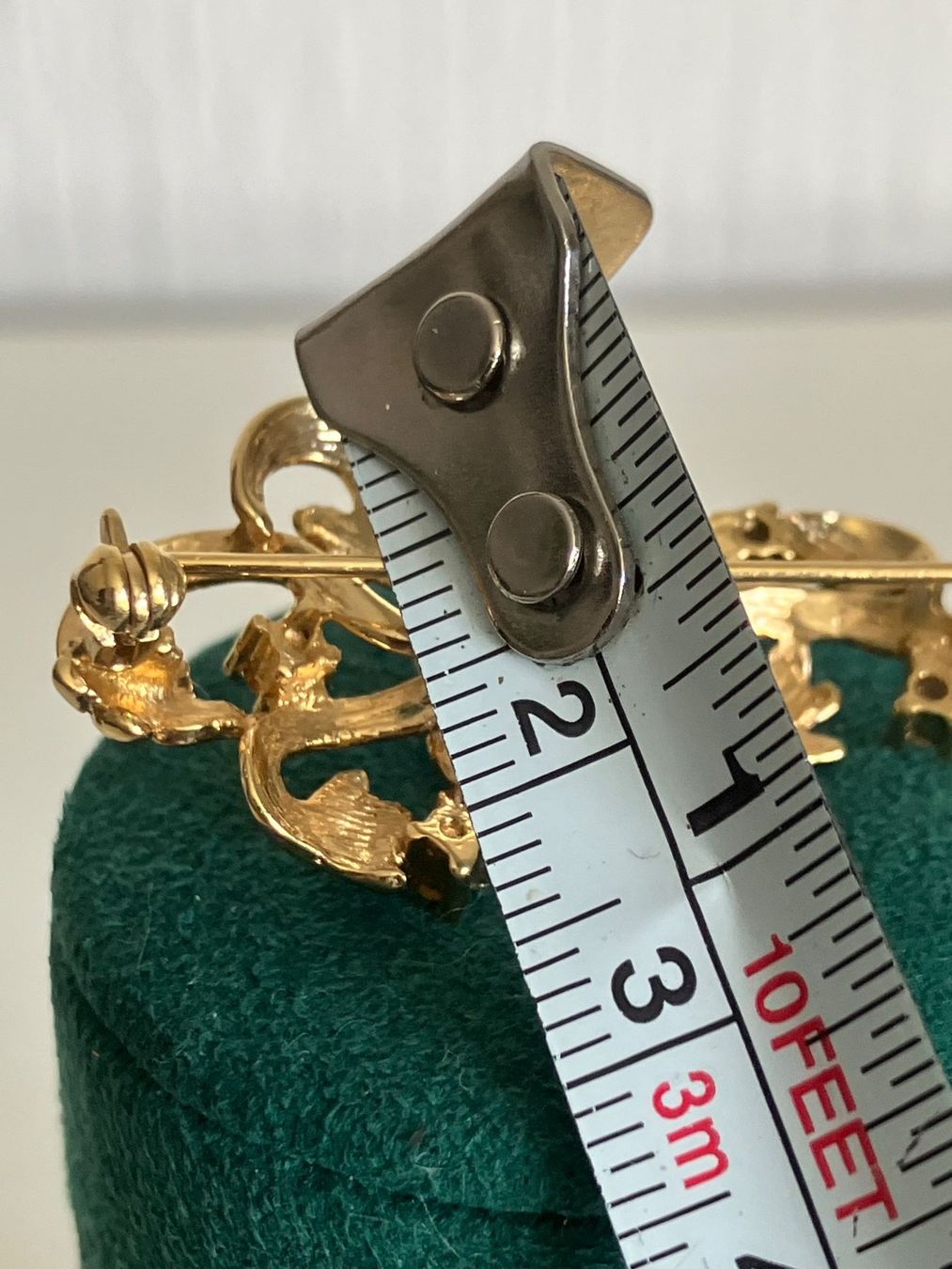 Broschen & Nadeln: Broche vintage dorée avec perle et strass, Chic! – Gebraucht aus Peseux von Cresus27 4