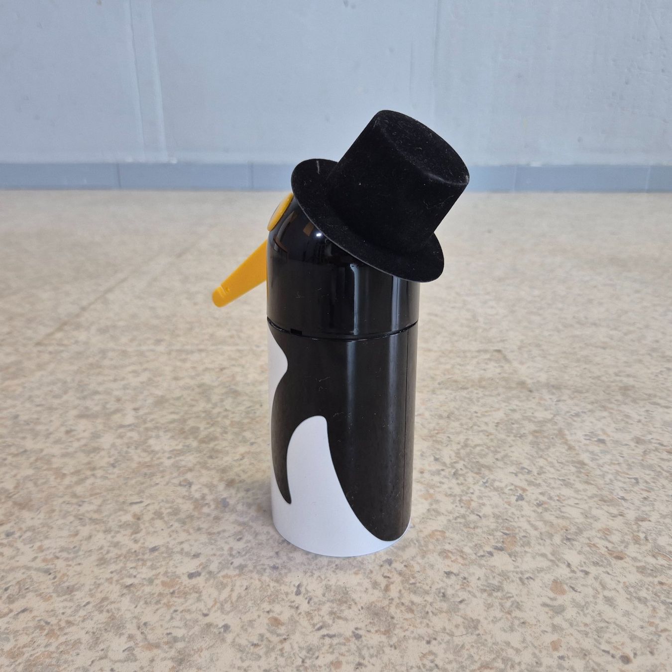Statuette: Tea Boy Pinguin Timer Küchenprofi – Usato da Nottwil venduto da Wondewa-Shop 7