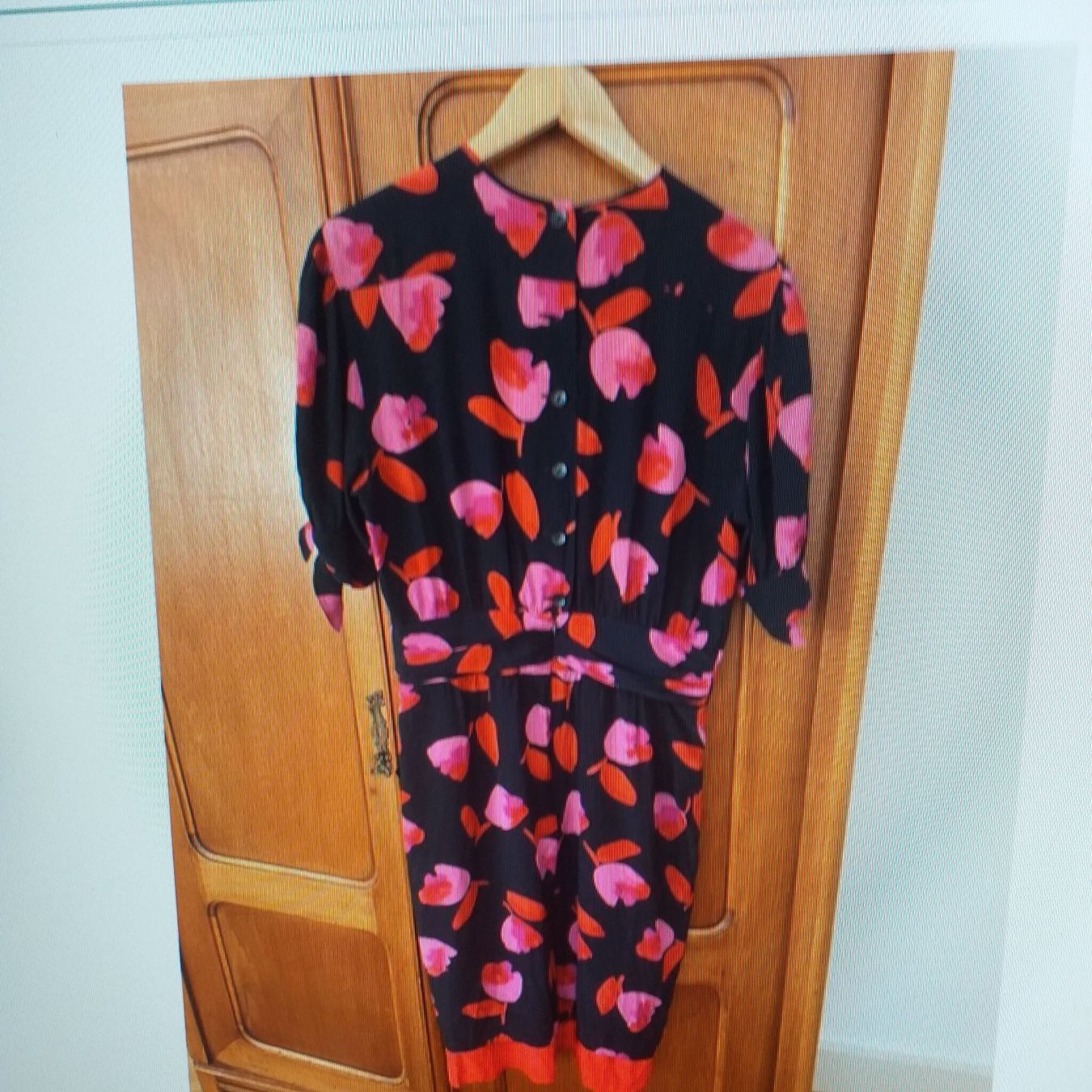 Vestiti: ESCADA Kleid mit Blumenmuster, 100% Seide Gr. 38 – Usato da Wünnewil venduto da 04Blume