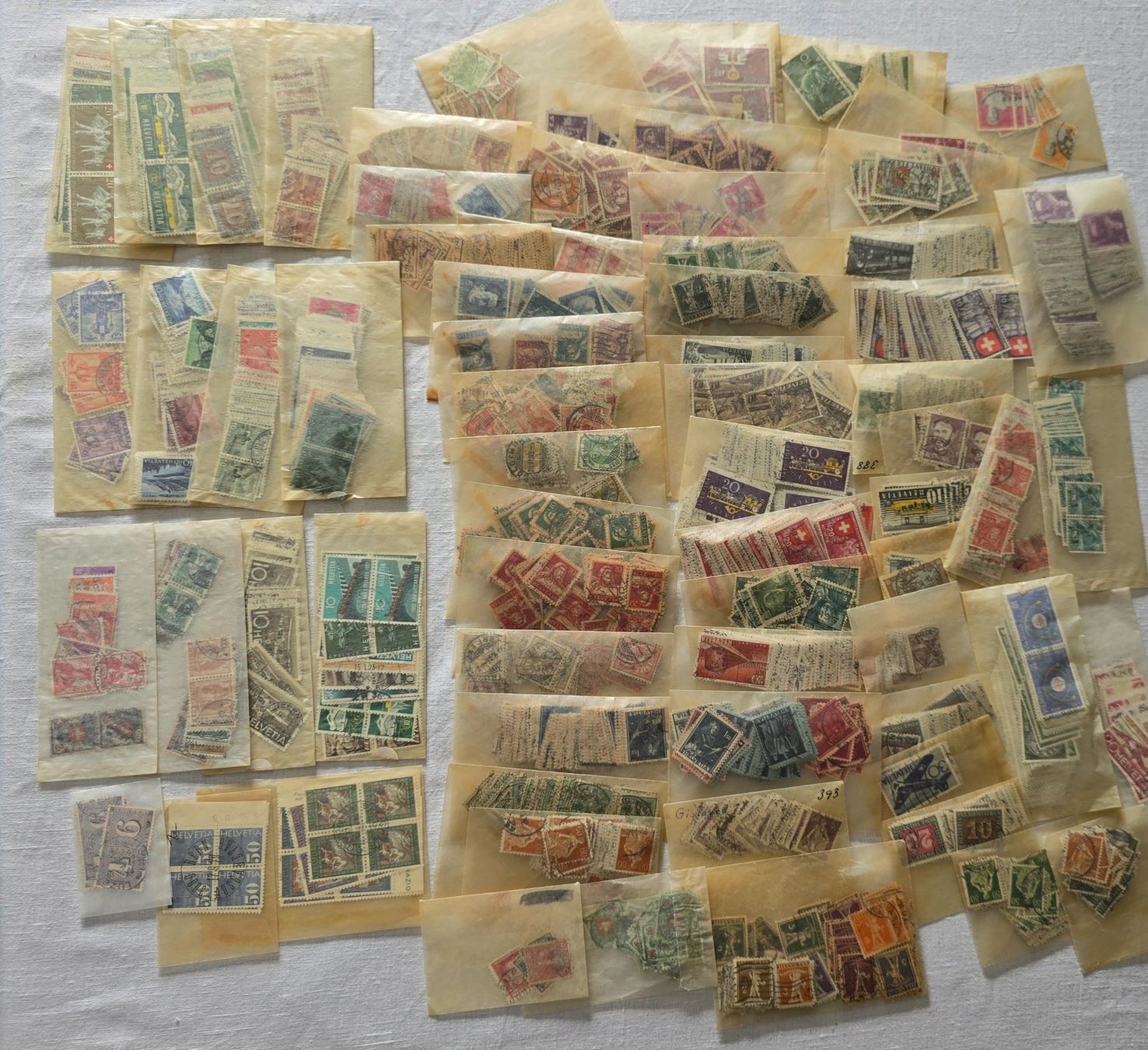 Tutti i francobolli: Schweizer Briefmarken Sammlung - große Kiste – Usato da Ehrendingen venduto da trickyvicky 1