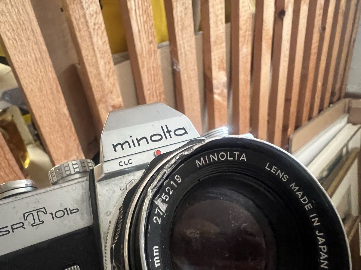 Minolta Fotocamera: Minolta SRT – Usato da Zürich venduto da jao_2bx7 1