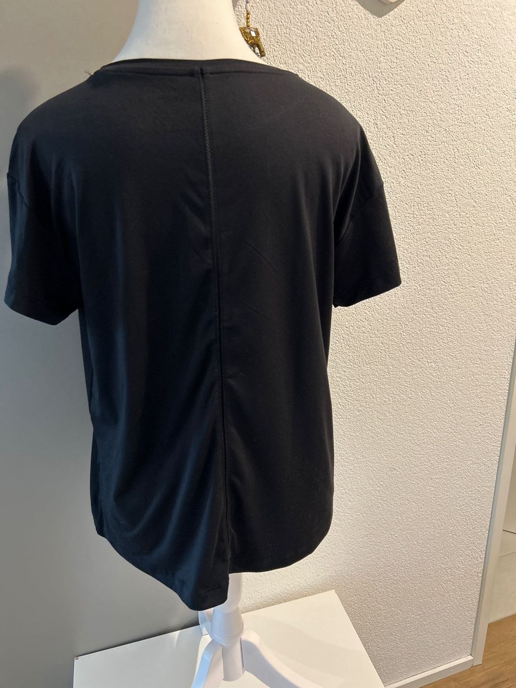 T-shirt: Kurzarm Shirt schwarz von crivit Gr. S – Usato da Brunnen venduto da Nala2929 3