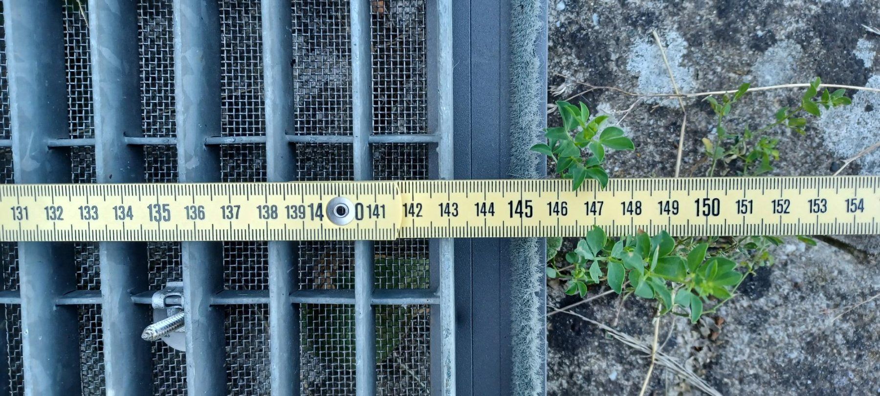 Griglie e Inferriate: Abdeckgitter für Lichtschacht – Usato da Müllheim Dorf venduto da Agami123 6
