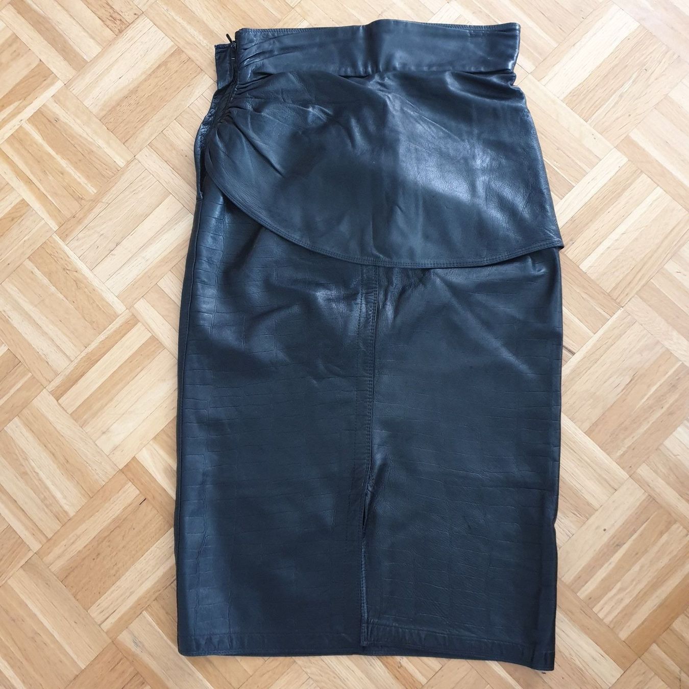 Versace Gonne: Gianni Versace, Lederjupe, Gr. 38 – Usato da Frenkendorf venduto da Moon111 1